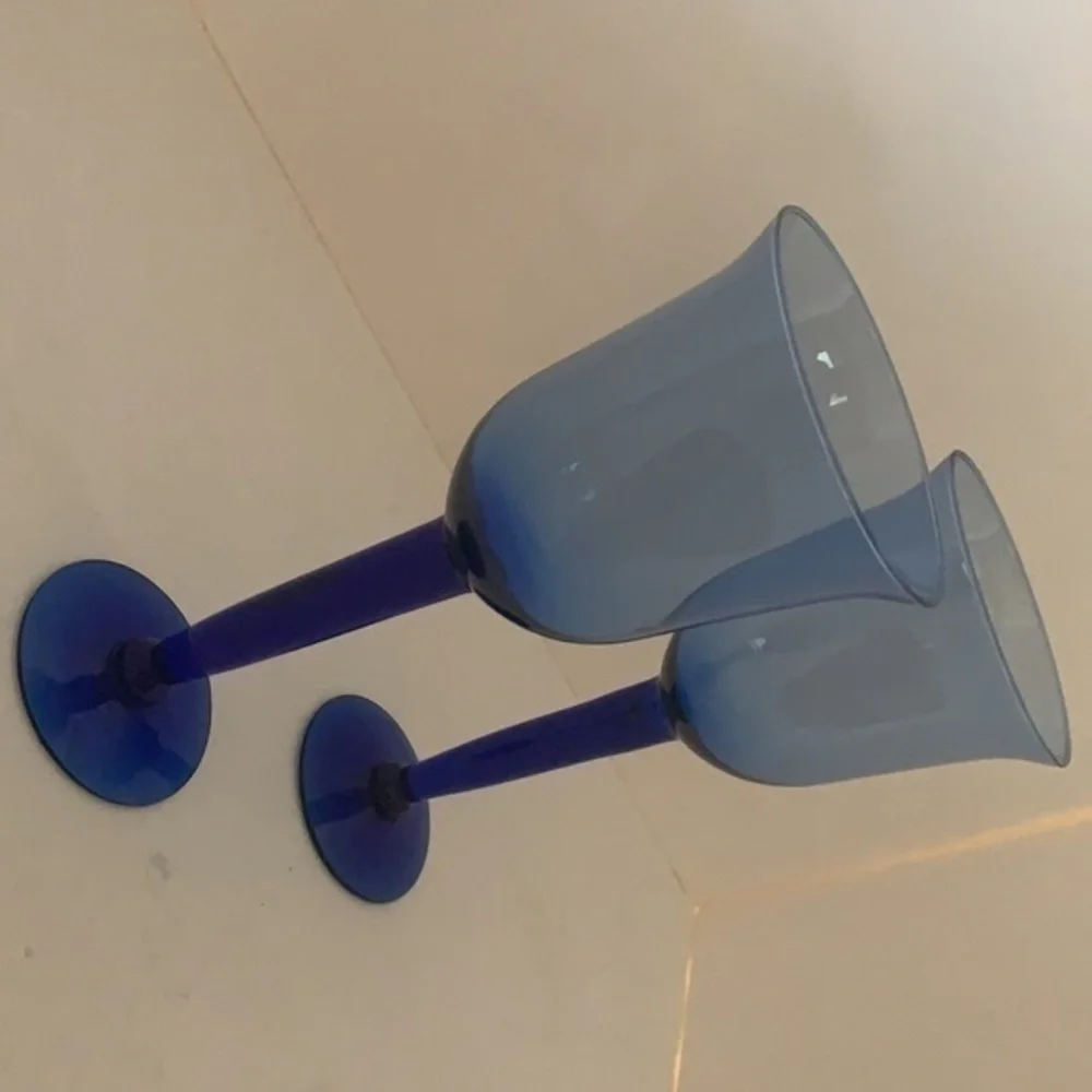 DRINK WARE GOBLETS
